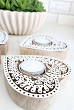 Load image into Gallery viewer, Heart Shaped Tealight Holder