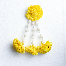 Load image into Gallery viewer, Zinnia with Mogra (Set of 8)