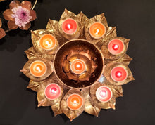 Load image into Gallery viewer, Urli - Sunflower with tealight candles