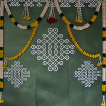 Load image into Gallery viewer, Muggu small cutouts (Set of 4)