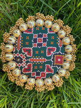 Load image into Gallery viewer, Patola rangoli mat
