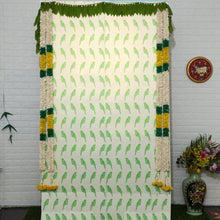 Load image into Gallery viewer, Parrot Themed Backdrop Sheets( 6ft W X 7ftH)
