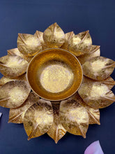 Load image into Gallery viewer, Sunflower urli
