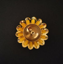 Load image into Gallery viewer, Sunflower Shaped Diyas
