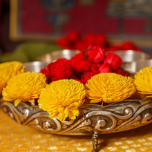 Load image into Gallery viewer, Loose Chamanthi Flowers
